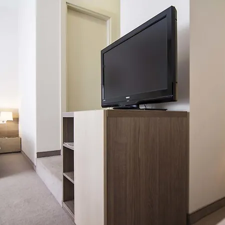 Apartment Legacy